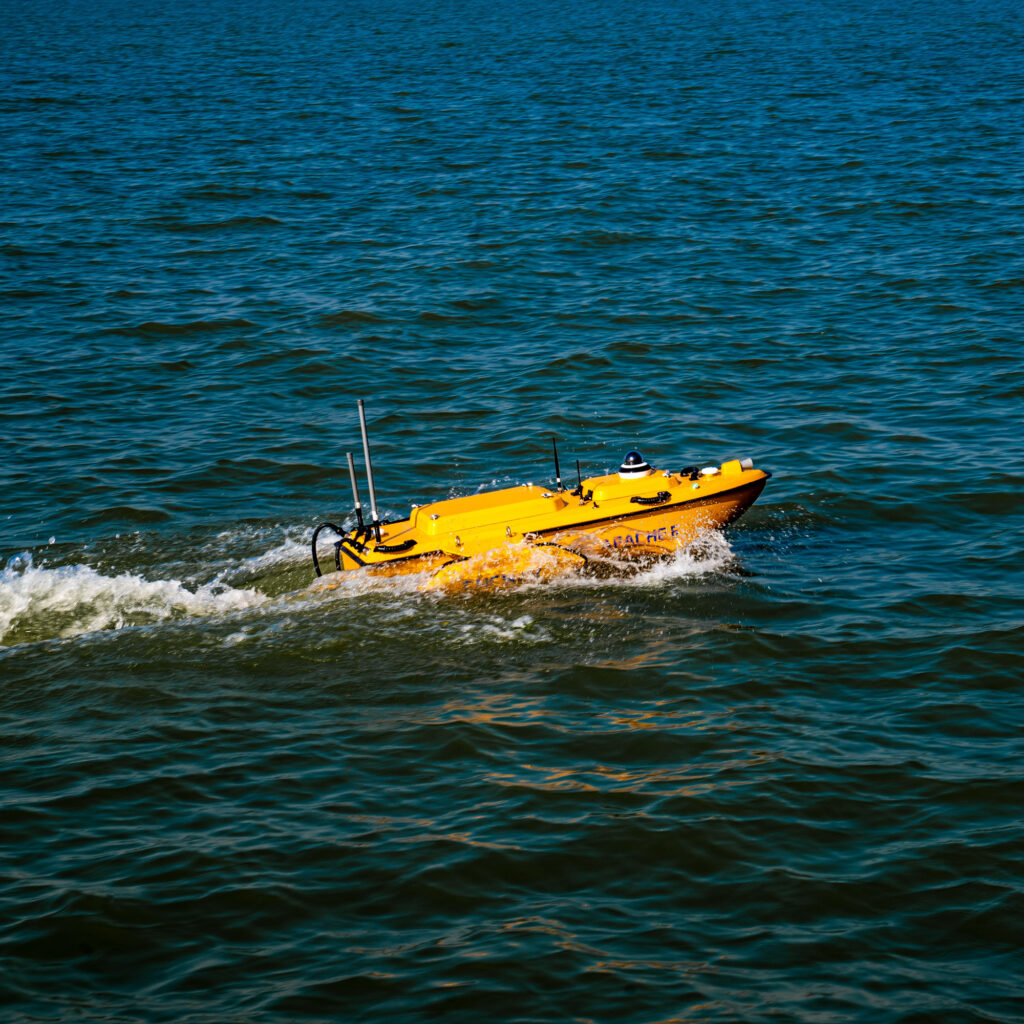 transducer mounted to a boat