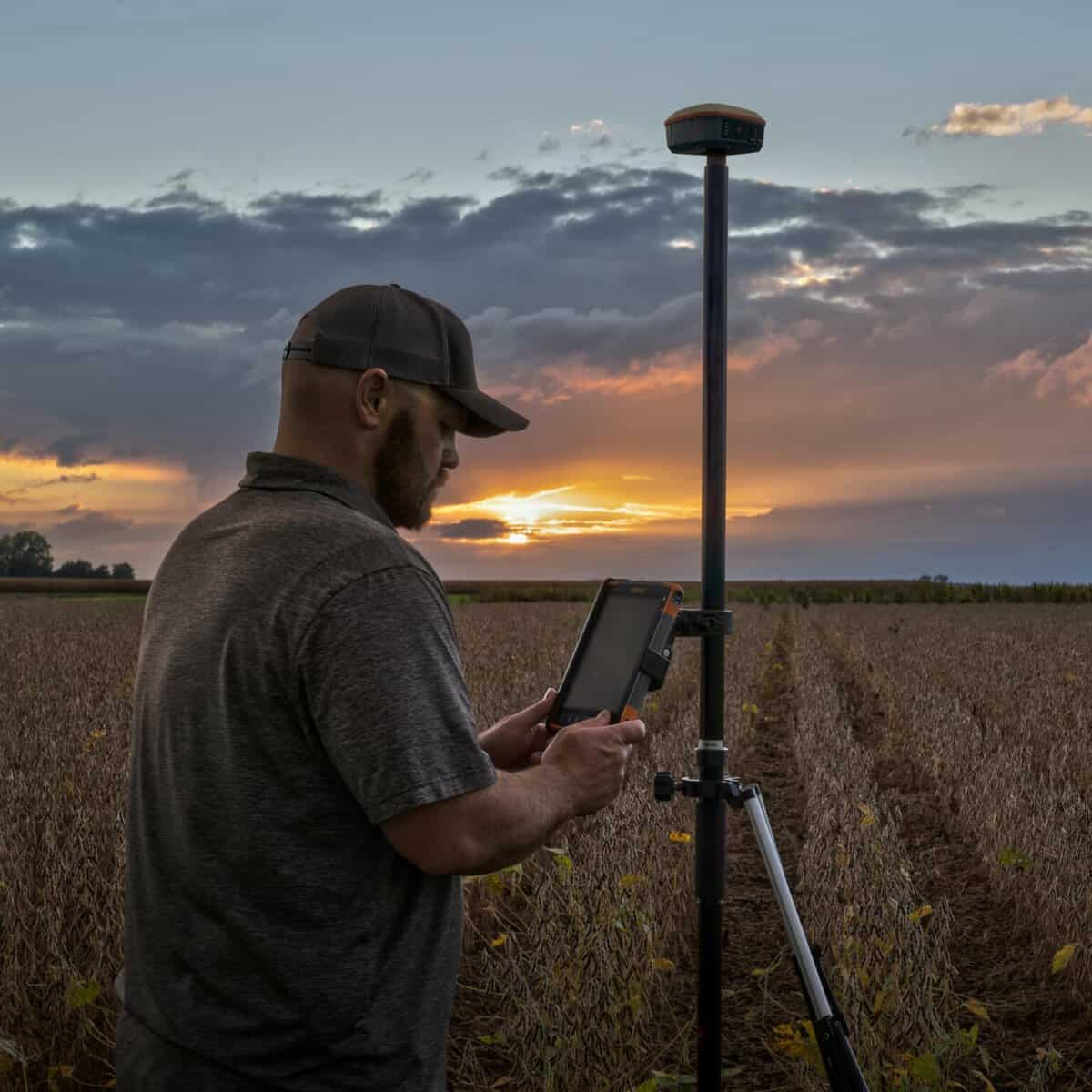 Juniper Geode GNS3 SubMeter GIS Receiver Bench Mark USA