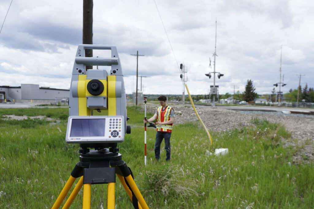 Robotic total station shooting a 360 prism.